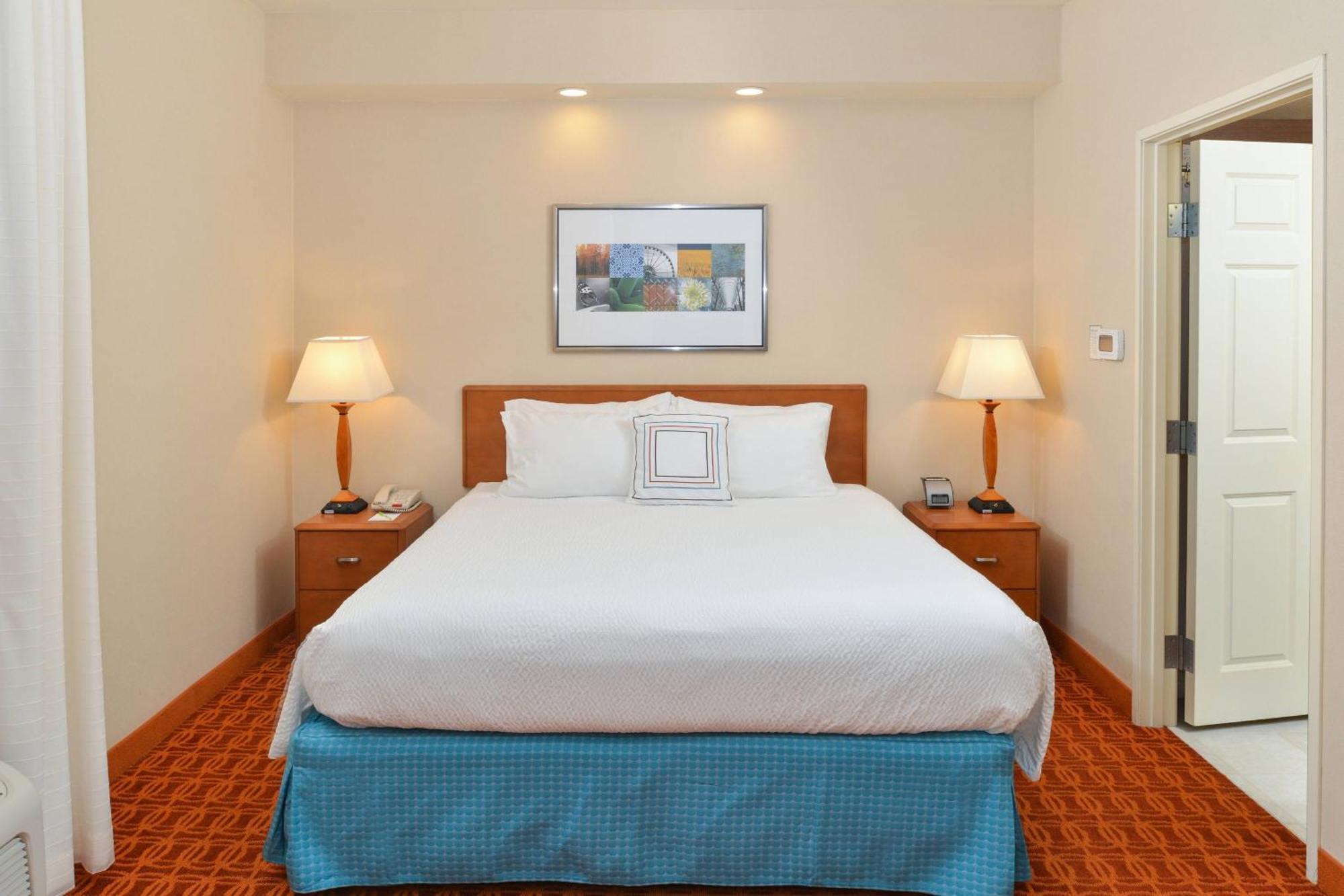 Fairfield Inn And Suites By Marriott Elk Grove Esterno foto