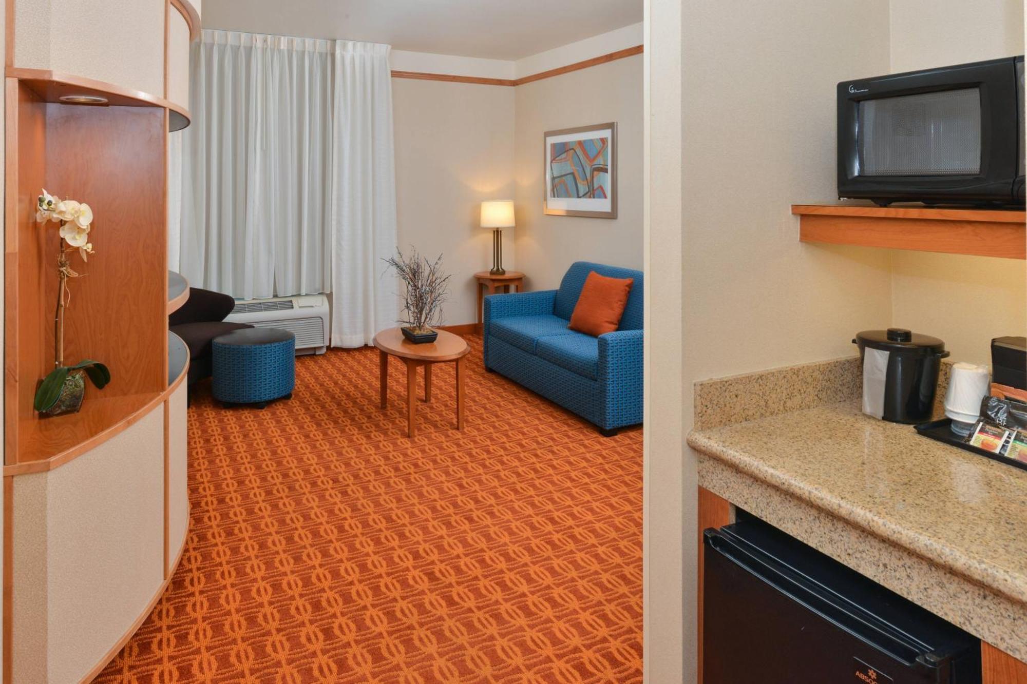 Fairfield Inn And Suites By Marriott Elk Grove Esterno foto