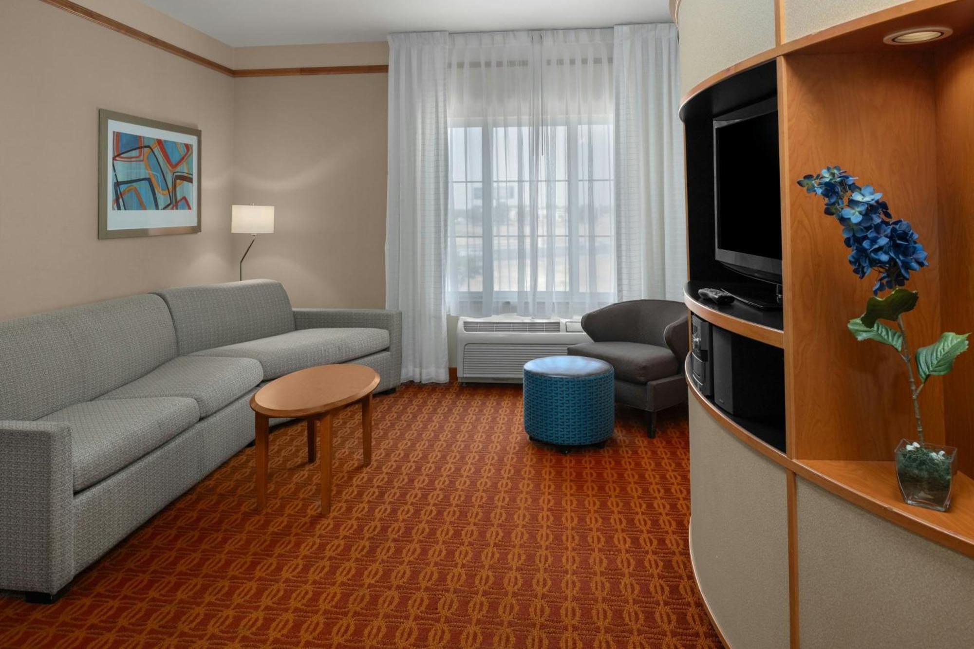Fairfield Inn And Suites By Marriott Elk Grove Esterno foto