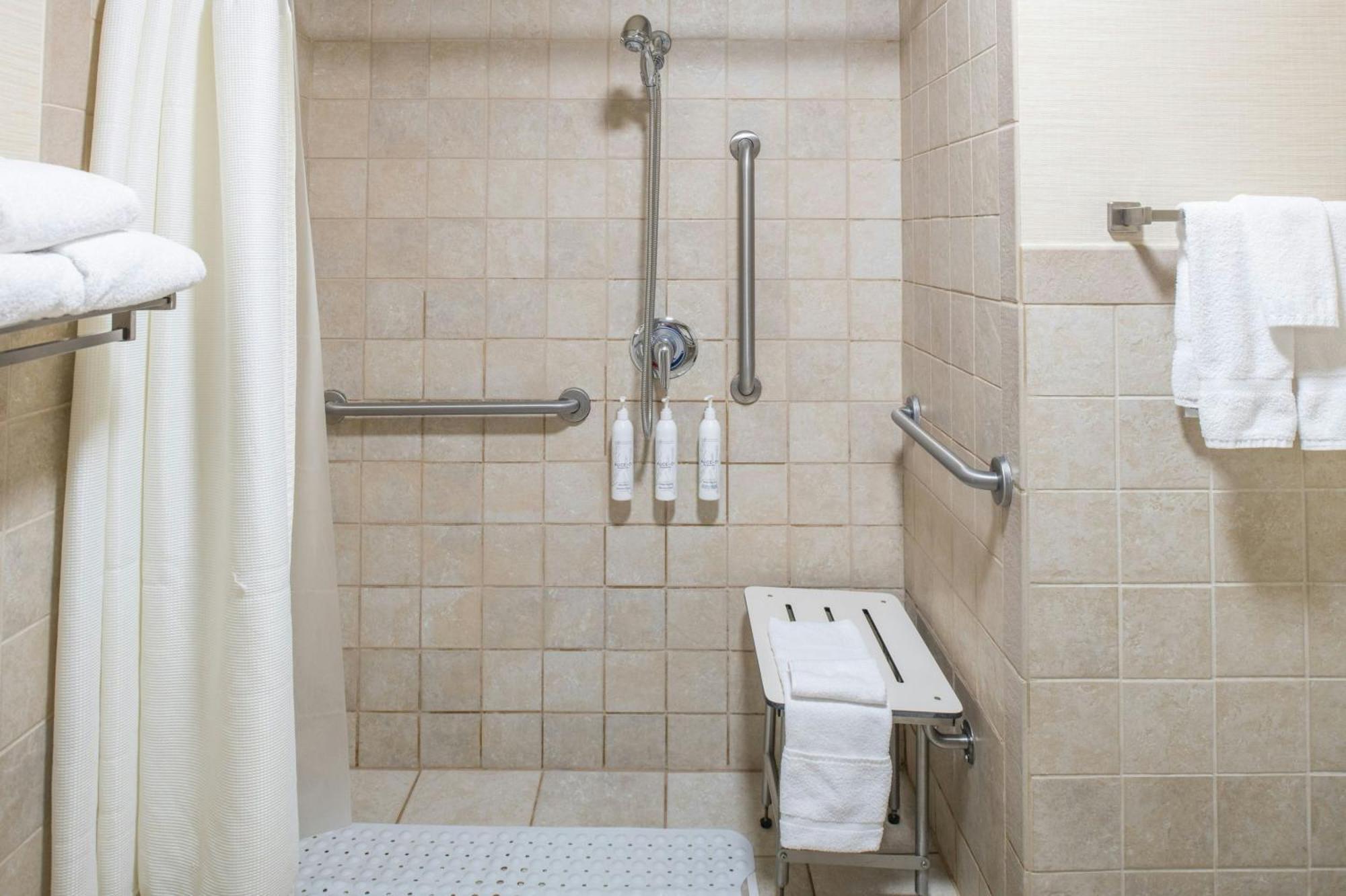 Fairfield Inn And Suites By Marriott Elk Grove Esterno foto