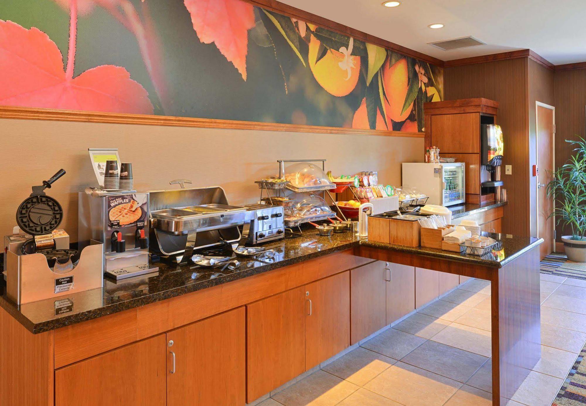 Fairfield Inn And Suites By Marriott Elk Grove Esterno foto